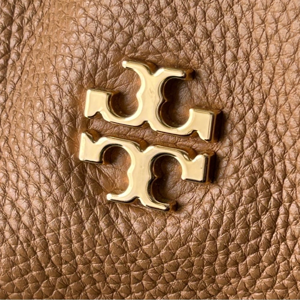 Tory Burch Carter Slouchy Hobo Bag - Picture 4 of 11